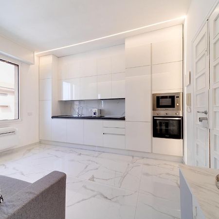 Suite Aurora Luxury In The Center Of San Remo Buitenkant foto