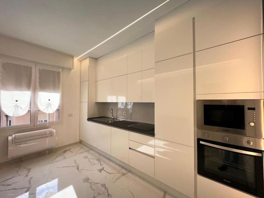 Suite Aurora Luxury In The Center Of San Remo Buitenkant foto