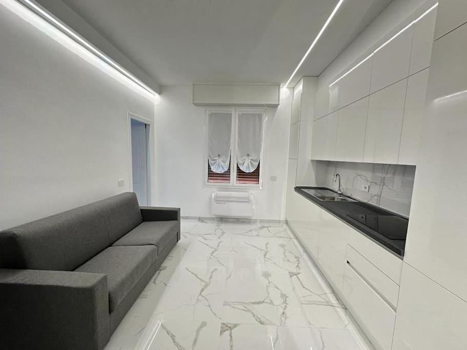 Suite Aurora Luxury In The Center Of San Remo Buitenkant foto