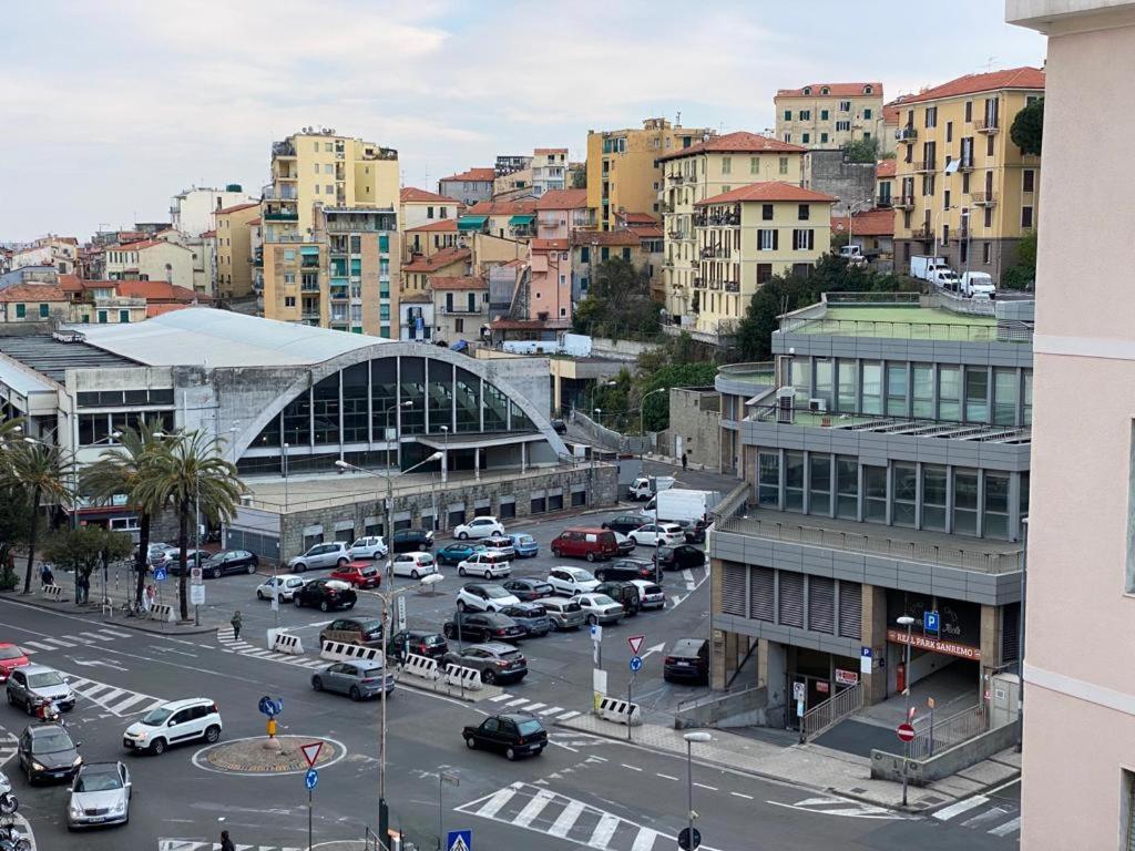 Suite Aurora Luxury In The Center Of San Remo Buitenkant foto