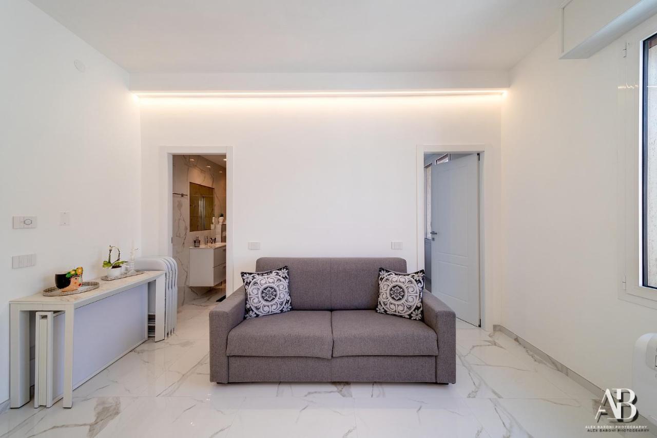 Suite Aurora Luxury In The Center Of San Remo Buitenkant foto